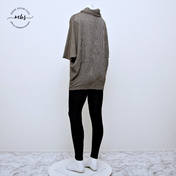 NWOT Korye Cowl Neck Dolman Sleeves Oversized Sweater Olive - Picture 2 of 8